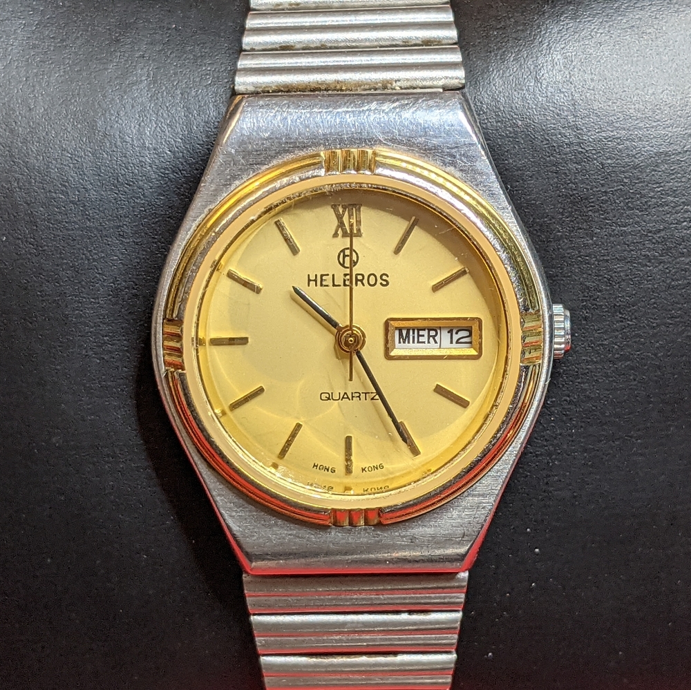 Helbros day date quartz watch
